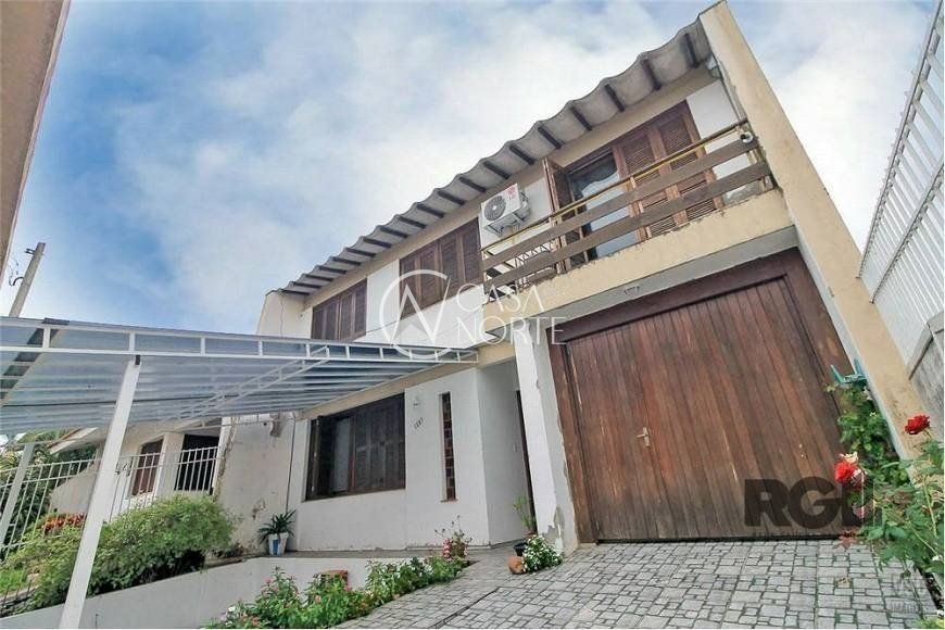 Casa à venda com 4 quartos, 285m², 1 suíte, 4 vagas, Rua Doutor Murtinho no bairro Bom Jesus em Porto Alegre
