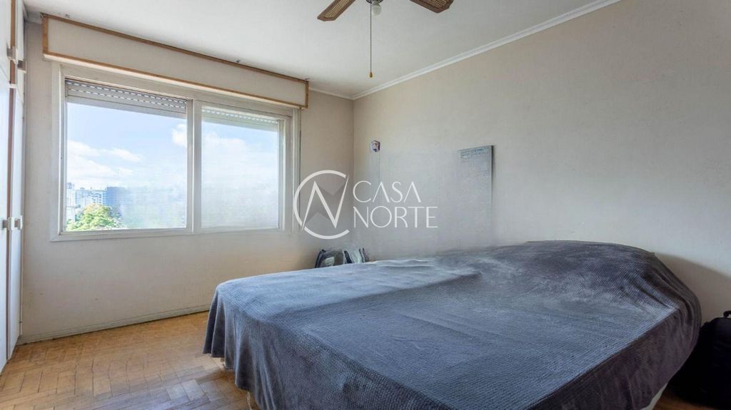 Apartamento à venda com 3 quartos, 116m², 1 suíte, 2 vagas, Travessa Carmem no bairro Moinhos de Vento em Porto Alegre