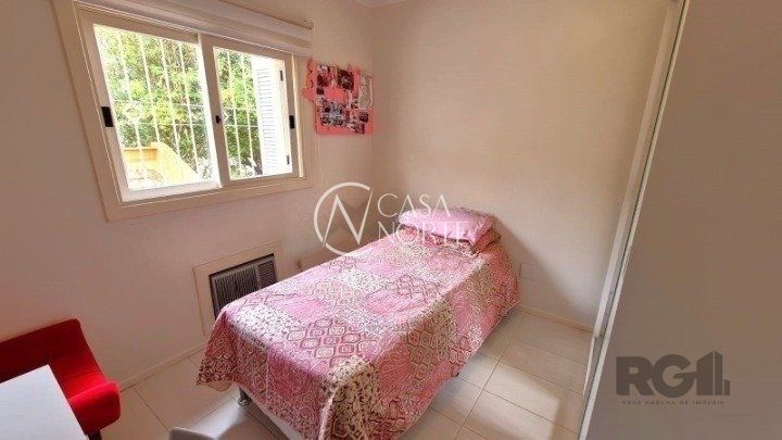 Casa de Condomínio à venda com 3 quartos, 110m², 1 suíte, 1 vaga, Avenida Arnaldo Bohrer no bairro Teresópolis em Porto Alegre