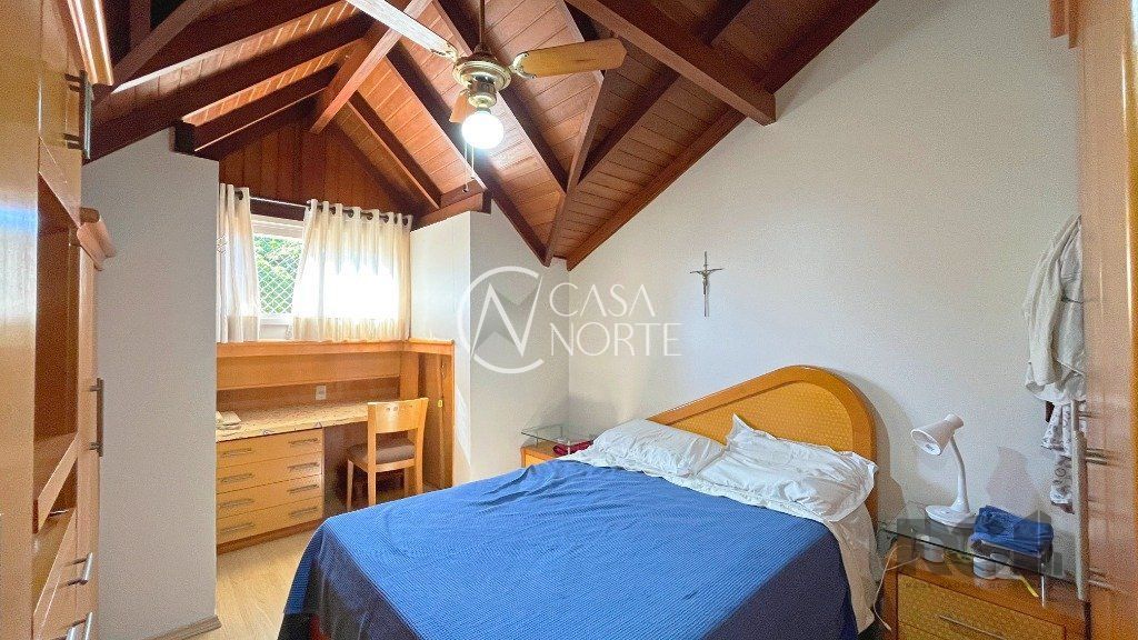 Casa de Condomínio à venda com 3 quartos, 110m², 1 suíte, 2 vagas, Avenida Arnaldo Bohrer no bairro Teresópolis em Porto Alegre