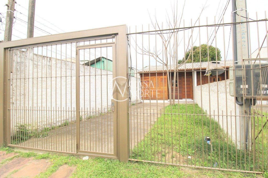 Casa à venda com 2 quartos, 55m², 1 vaga, Praça Frederico Westphalen no bairro Cavalhada em Porto Alegre