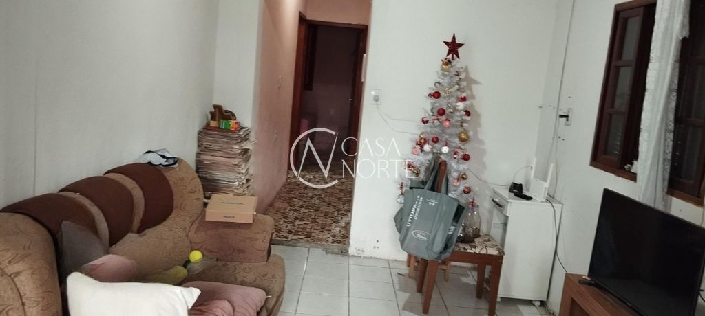 Casa à venda com 2 quartos, 115m², 2 vagas, Avenida Ferroviária Diretor Pestana no bairro Humaitá em Porto Alegre