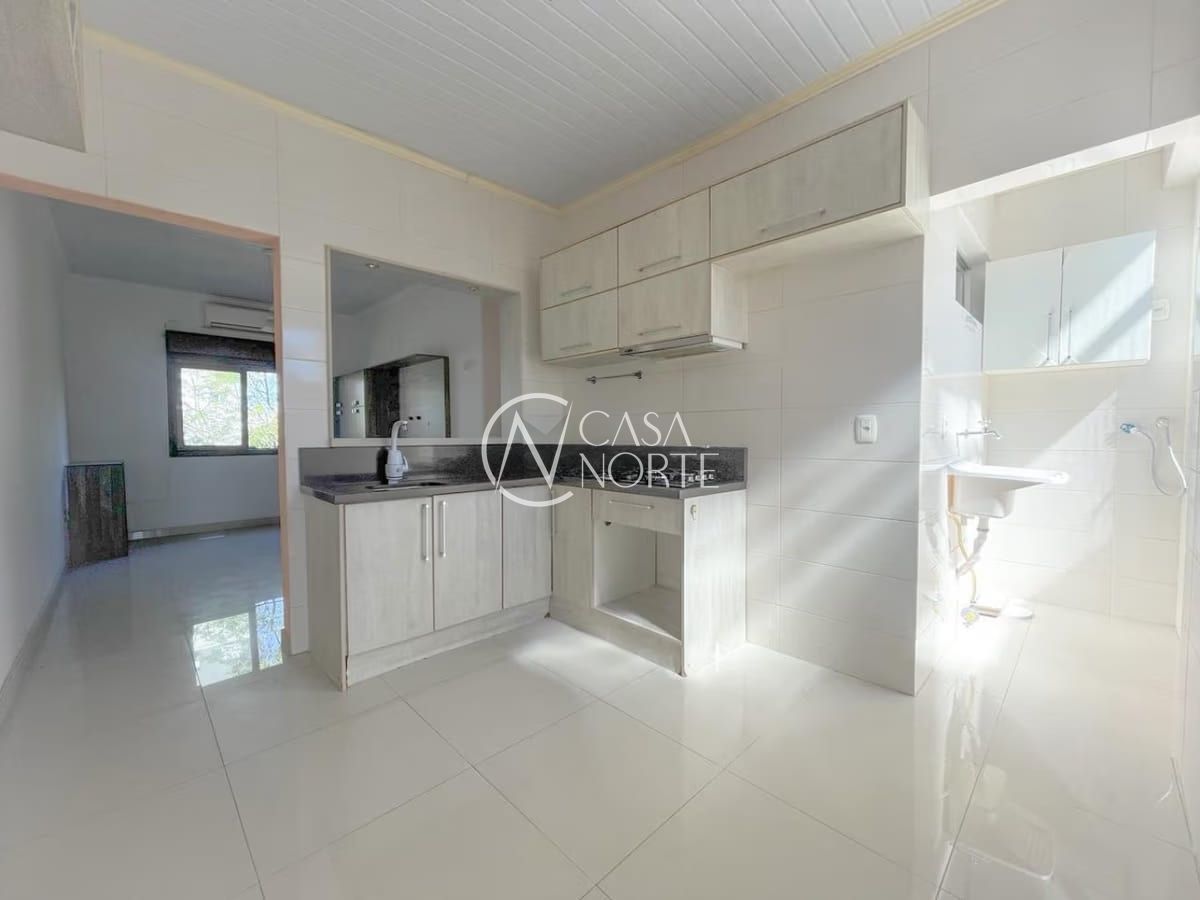 Apartamento à venda com 3 quartos, 63m², 1 vaga, Rua Presidente Juarez no bairro São Sebastião em Porto Alegre