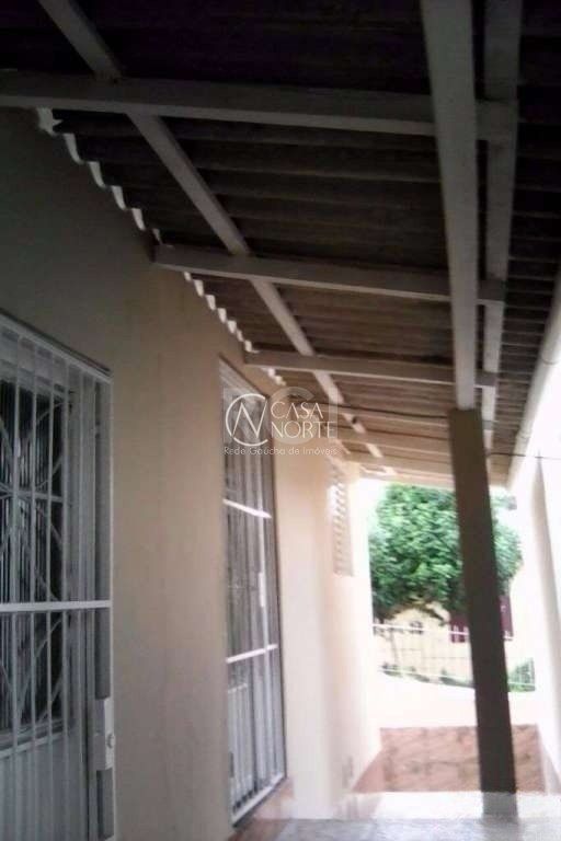 Sobrado à venda com 2 quartos, 60m², 1 vaga, Rua Tropeiro no bairro Campo Novo em Porto Alegre