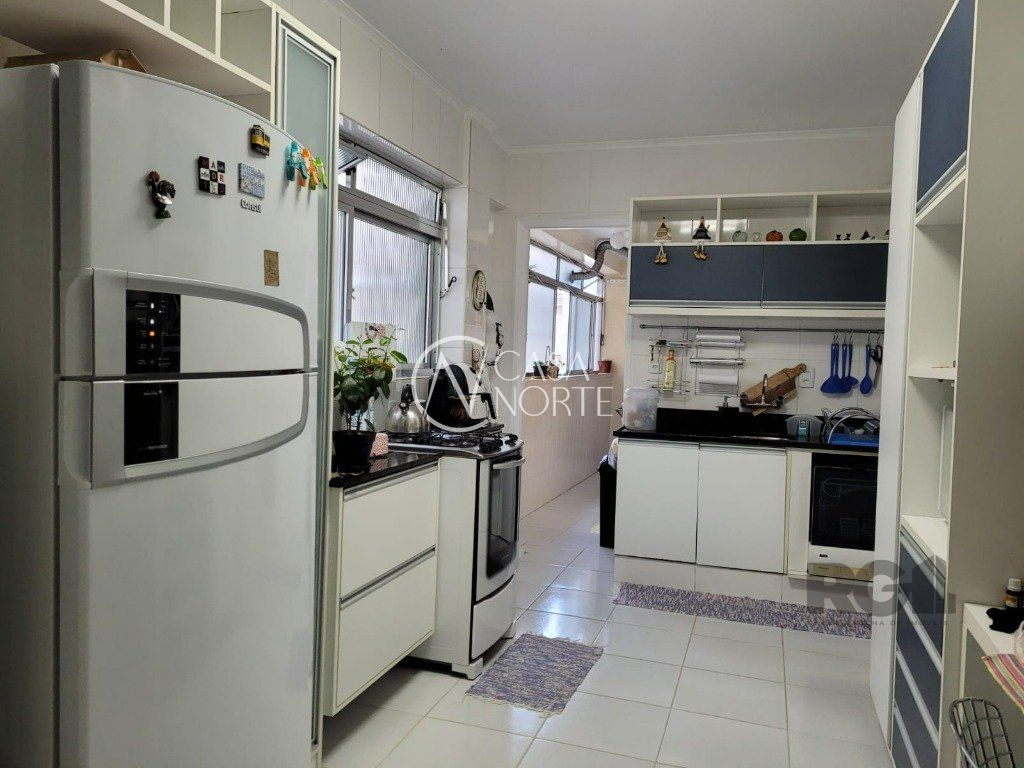 Apartamento à venda com 3 quartos, 107m², 1 suíte, 1 vaga, Avenida Benjamin Constant no bairro São Geraldo em Porto Alegre