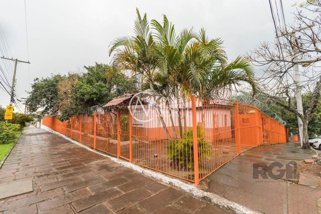 Apartamento à venda com 2 quartos, 42m², Rua Orfanotrófio no bairro Santa Tereza em Porto Alegre