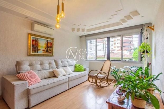 Apartamento à venda com 3 quartos, 110m², 1 vaga, Rua Rafael Saadi no bairro Menino Deus em Porto Alegre