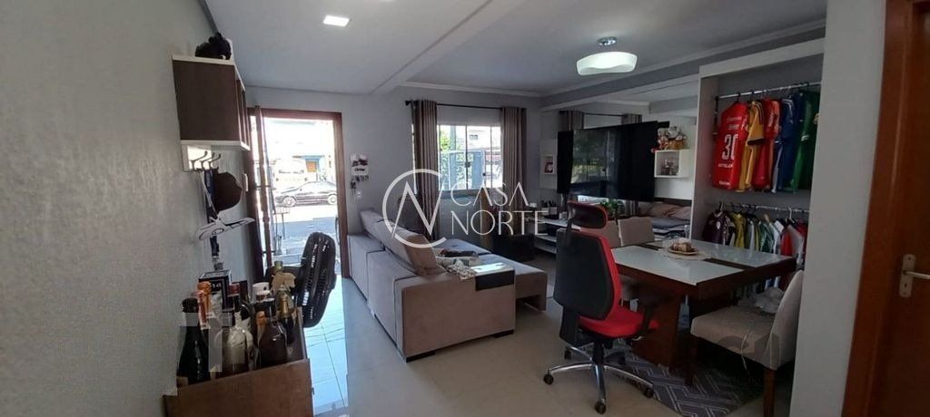 Casa à venda com 2 quartos, 101m², 2 suítes, 1 vaga, Avenida Nossa Senhora de Guadalupe no bairro Hípica em Porto Alegre