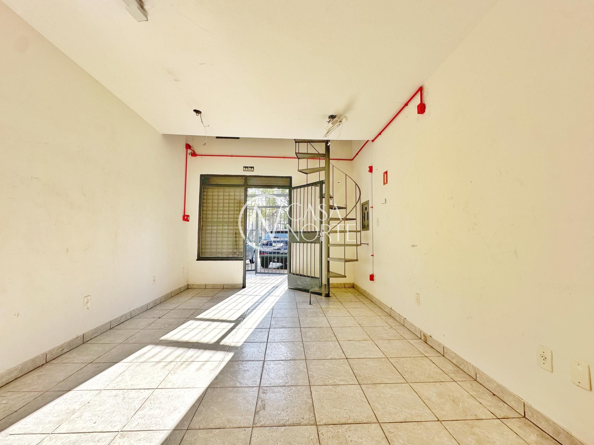 Loja à venda com 2 quartos, 45m², 2 vagas, Avenida Engenheiro Ludolfo Boehl no bairro Teresópolis em Porto Alegre