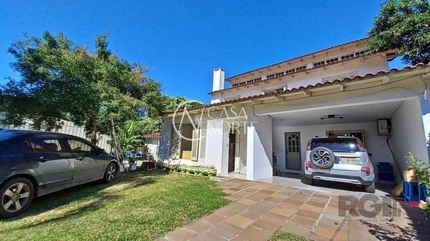 Casa à venda com 4 quartos, 304m², 1 suíte, 2 vagas, Rua João Palma da Silva no bairro Espírito Santo em Porto Alegre