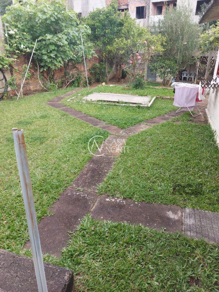 Casa à venda com 3 quartos, 156m², 1 vaga, Rua Marechal Mesquita no bairro Teresópolis em Porto Alegre