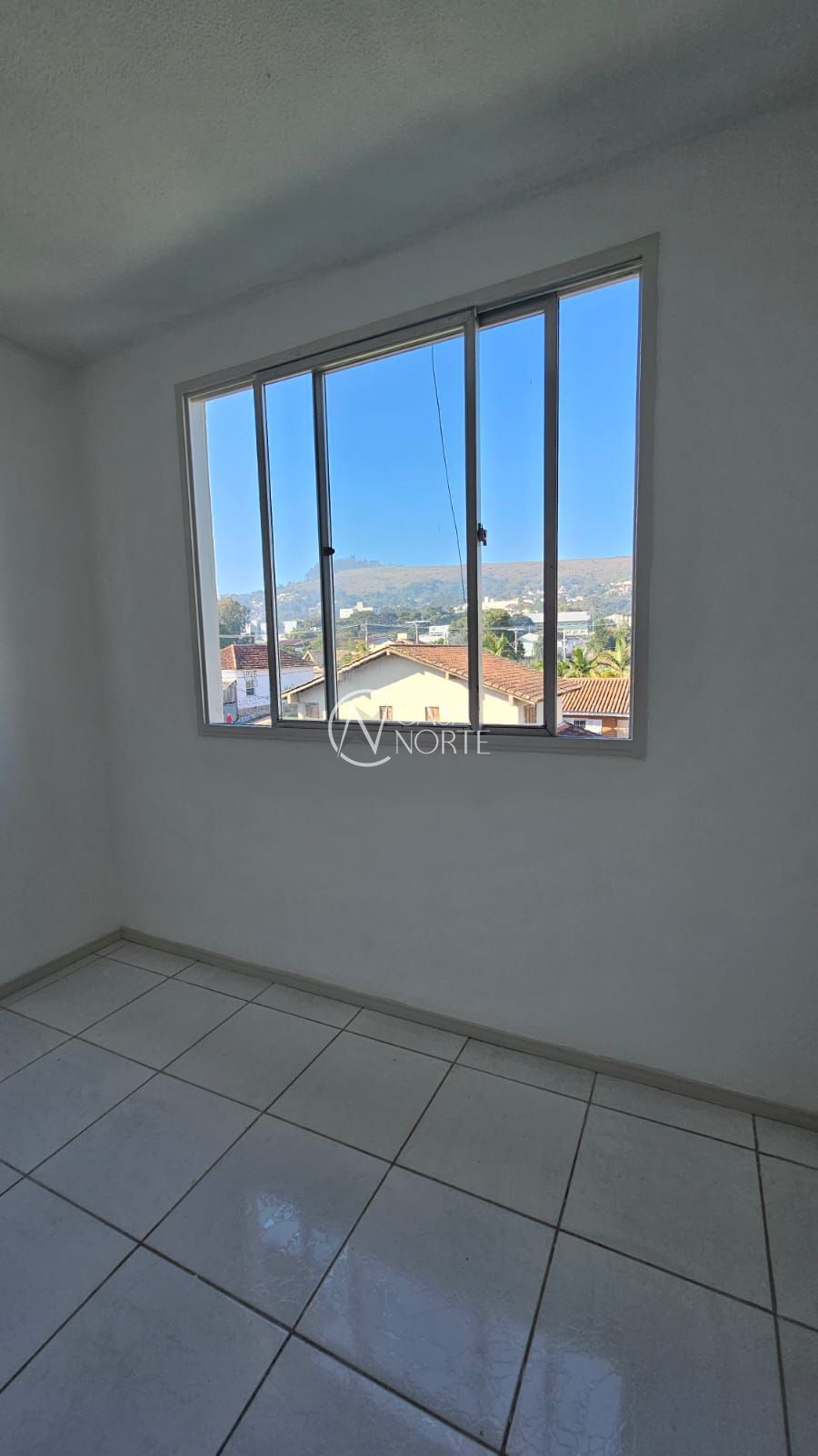 Apartamento à venda com 1 quarto, 46m², Avenida Quarai no bairro Nonoai em Porto Alegre
