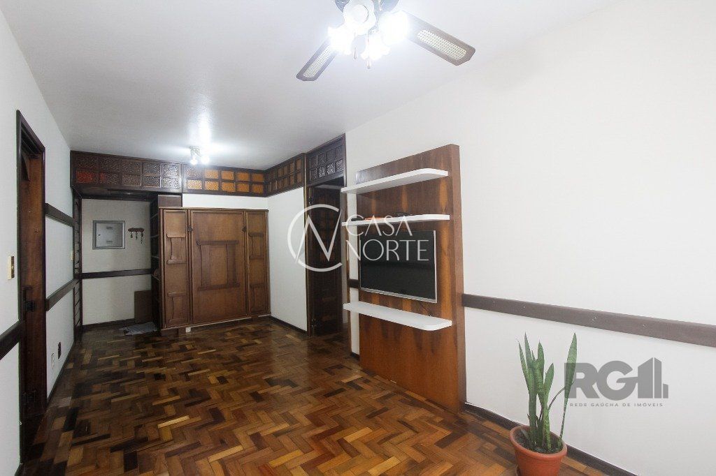 Apartamento à venda com 3 quartos, 75m², Avenida Baltazar de Oliveira Garcia no bairro Rubem Berta em Porto Alegre