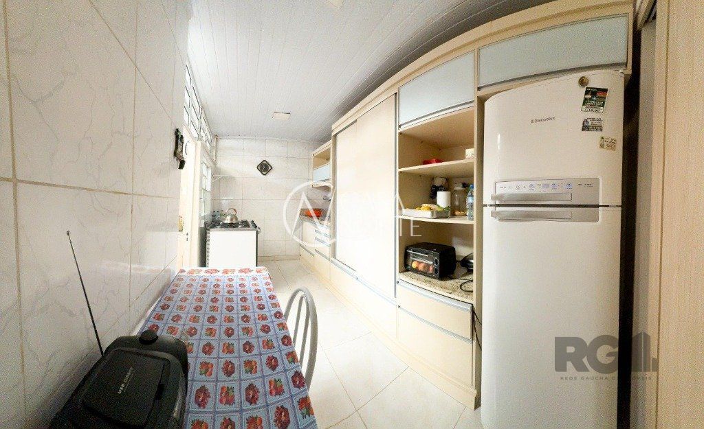 Apartamento à venda com 3 quartos, 115m², 1 suíte, 2 vagas, Rua Doutor Galeno Pianta no bairro Glória em Porto Alegre