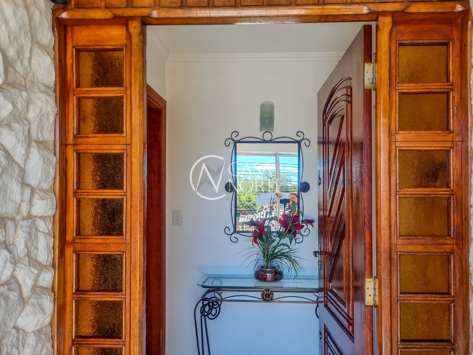 Casa à venda com 3 quartos, 280m², 1 suíte, 2 vagas, Rua Silvério Souto no bairro Teresópolis em Porto Alegre