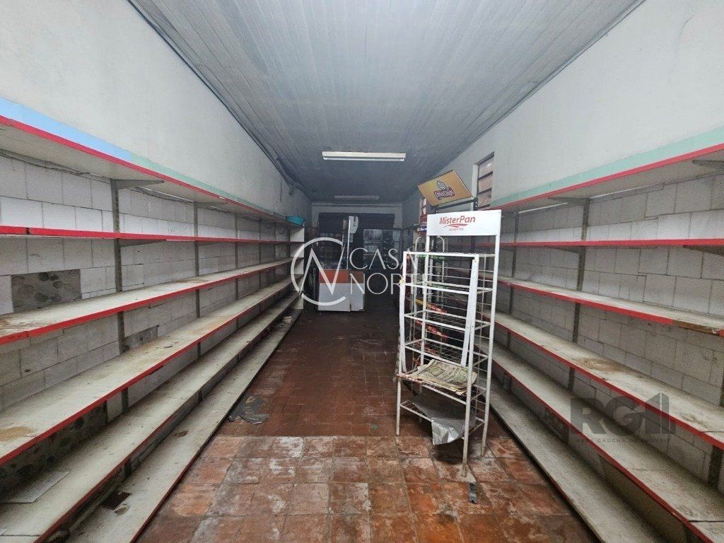 Prédio Comercial à venda , 170m², 2 vagas, Rua Orfanotrofio no bairro Santa Tereza em Porto Alegre