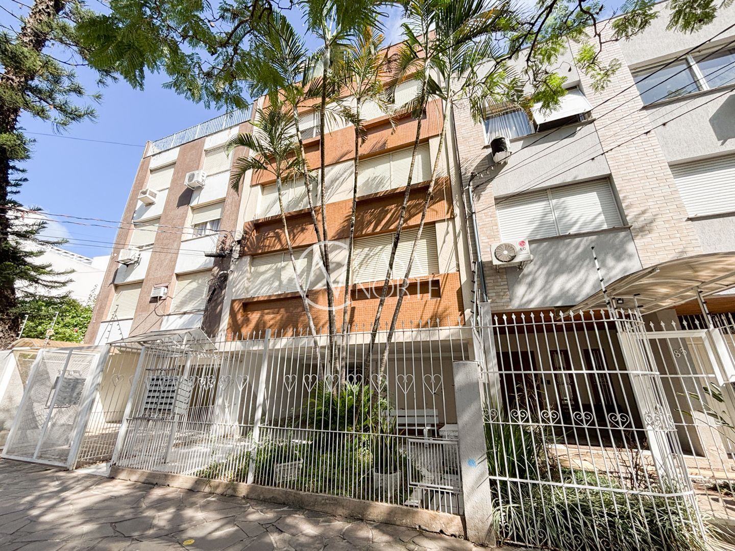 Apartamento à venda com 1 quarto, 54m², Rua Mucio Teixeira no bairro Menino Deus em Porto Alegre