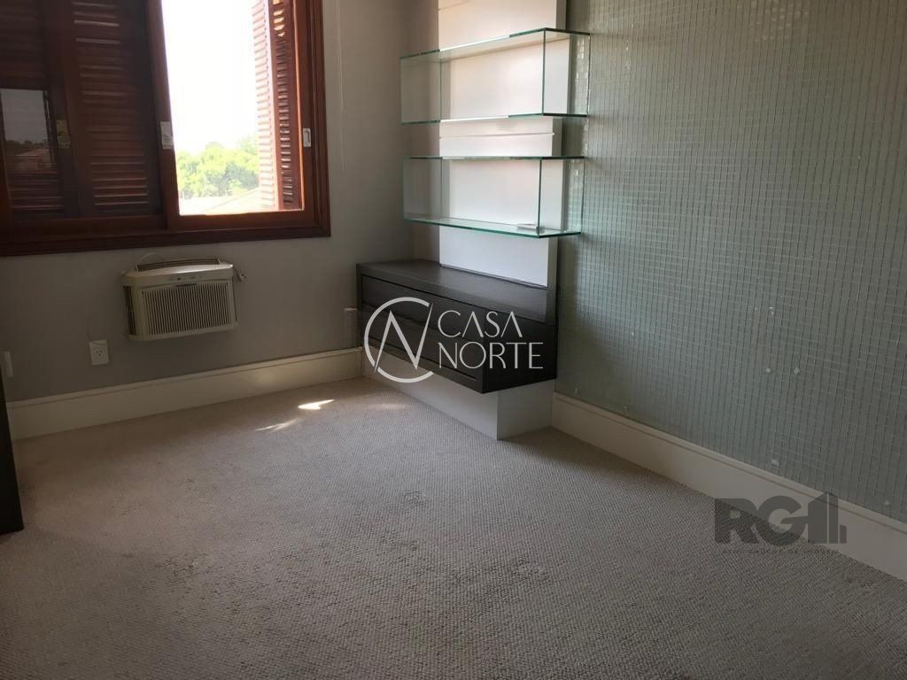 Apartamento à venda com 3 quartos, 150m², 1 suíte, 2 vagas, Rua Copernico no bairro Jardim Itu em Porto Alegre