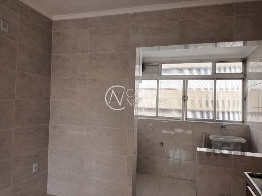 Apartamento à venda com 2 quartos, 73m², 1 suíte, 1 vaga, Rua Doutor Freire Alemão no bairro Mont Serrat em Porto Alegre