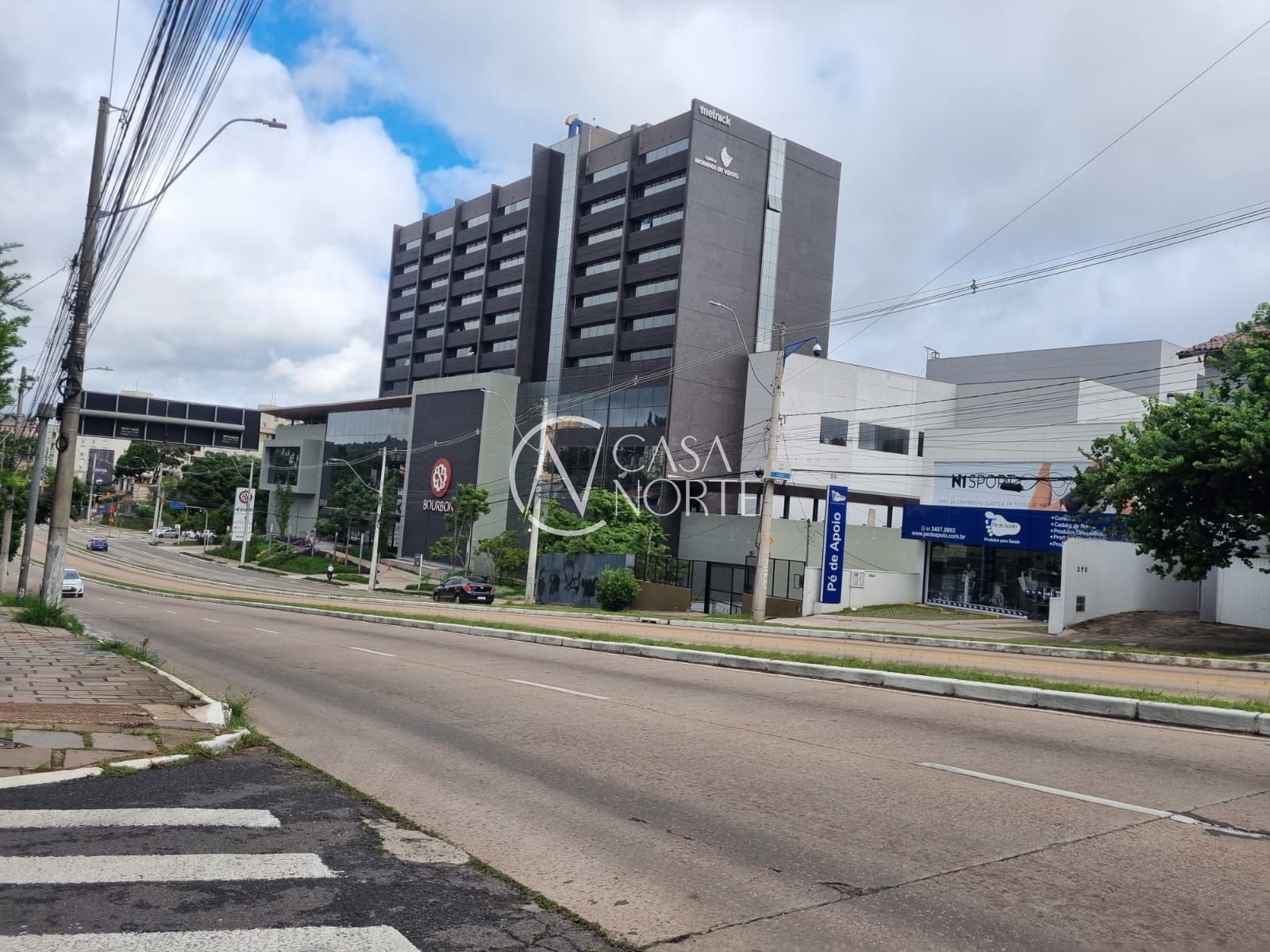 Sala Comercial à venda com 1 quarto, 30m², Avenida Aparício Borges no bairro Teresópolis em Porto Alegre