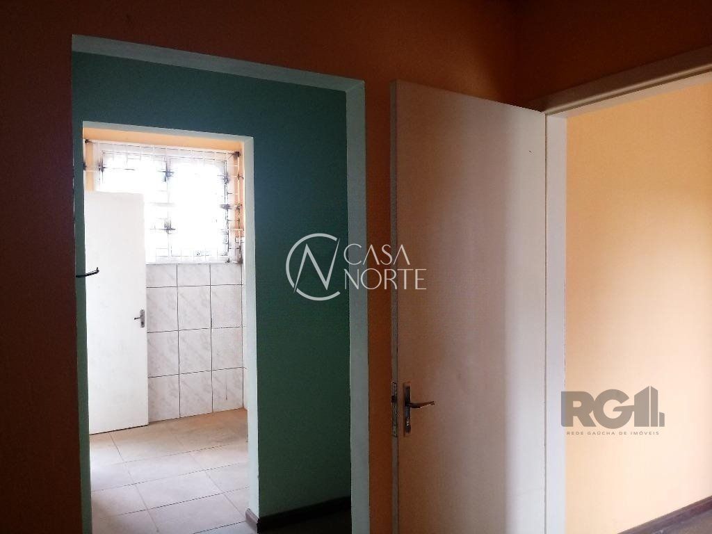 Casa à venda com 3 quartos, 80m², Rua Nortran no bairro Passo das Pedras em Porto Alegre