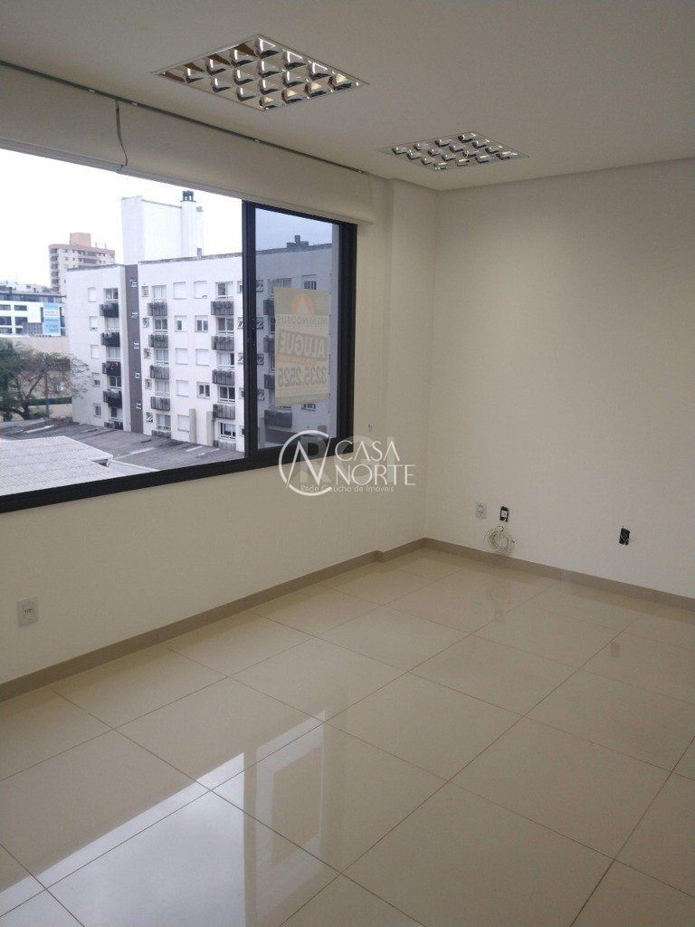 Sala Comercial à venda , 28m², Avenida Getúlio Vargas no bairro Menino Deus em Porto Alegre