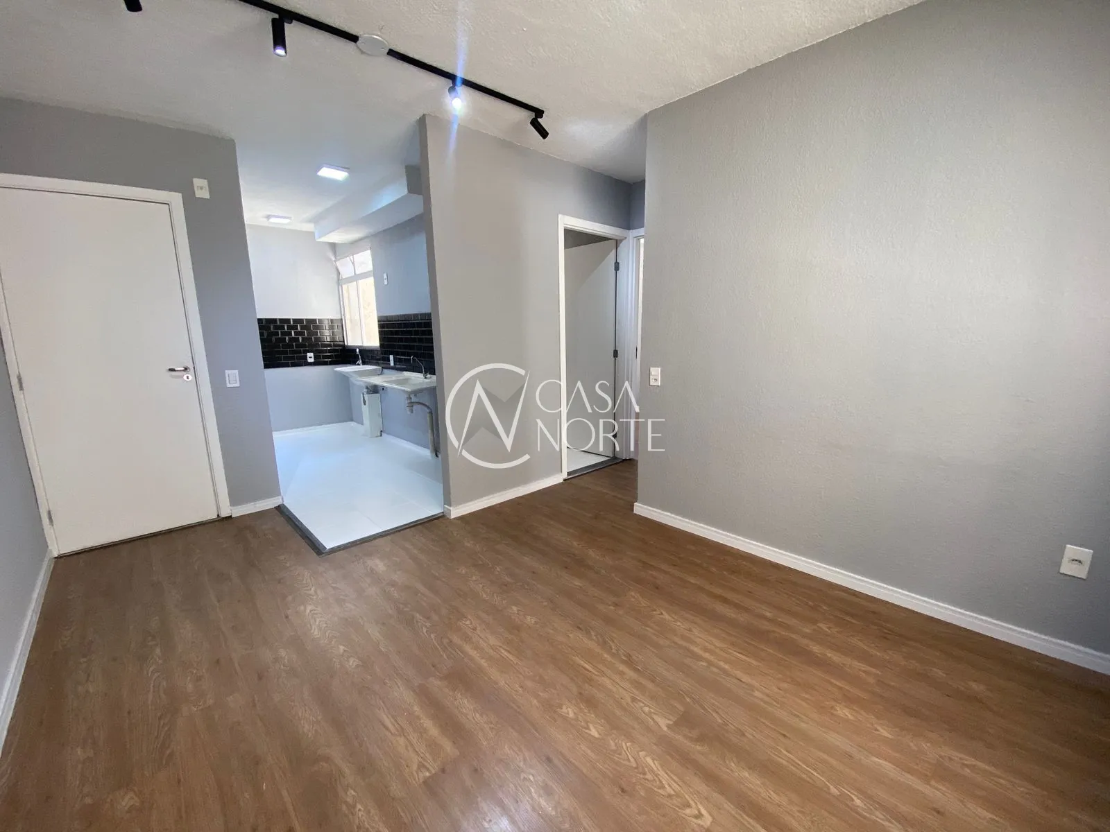 Apartamento à venda com 2 quartos, 40m², 1 vaga, Avenida Francisco Silveira Bitencourt no bairro Sarandi em Porto Alegre