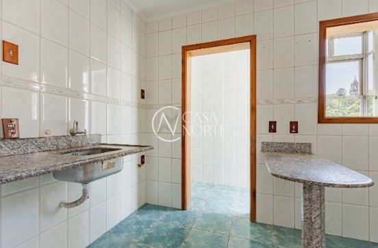 Apartamento à venda com 3 quartos, 93m², 1 suíte, 1 vaga, Rua General Auto no bairro Centro Histórico em Porto Alegre