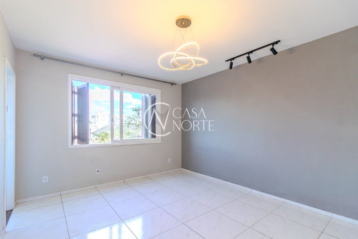 Apartamento à venda com 2 quartos, 80m², 2 vagas, Travessa Marrocos no bairro Vila Ipiranga em Porto Alegre