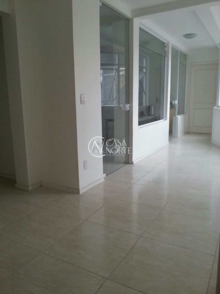 Sala Comercial à venda , 133m², 3 vagas, Rua Guilherme Alves no bairro Partenon em Porto Alegre