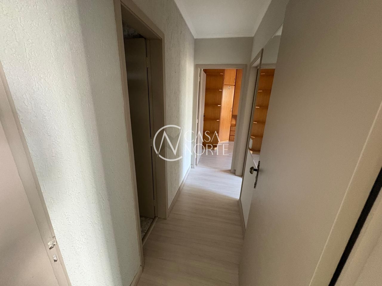 Apartamento à venda com 2 quartos, 60m², 1 vaga, Avenida Fábio Araújo Santos no bairro Nonoai em Porto Alegre