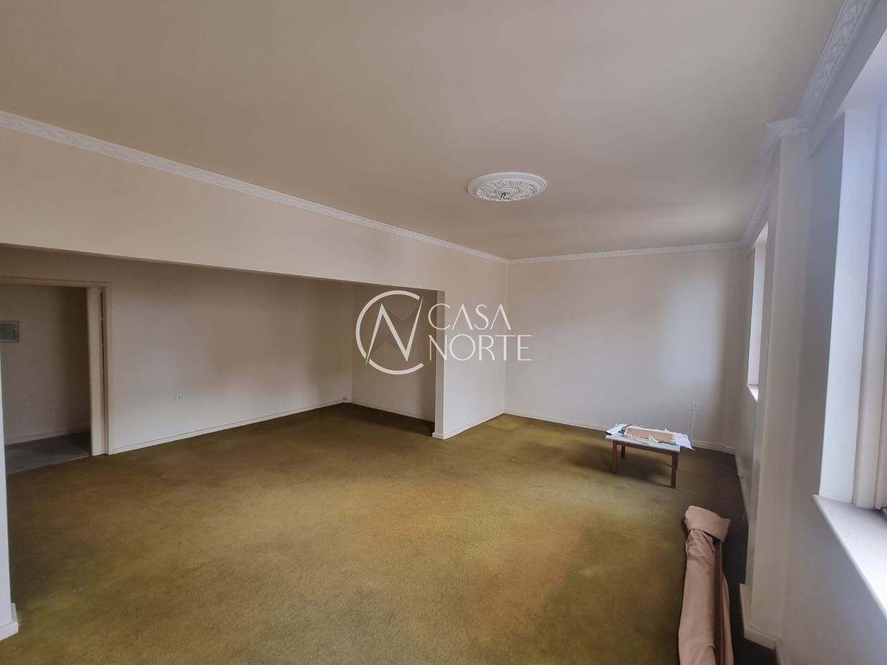 Apartamento à venda com 3 quartos, 163m², 1 suíte, 1 vaga, Rua Duque de Caxias no bairro Centro Histórico em Porto Alegre