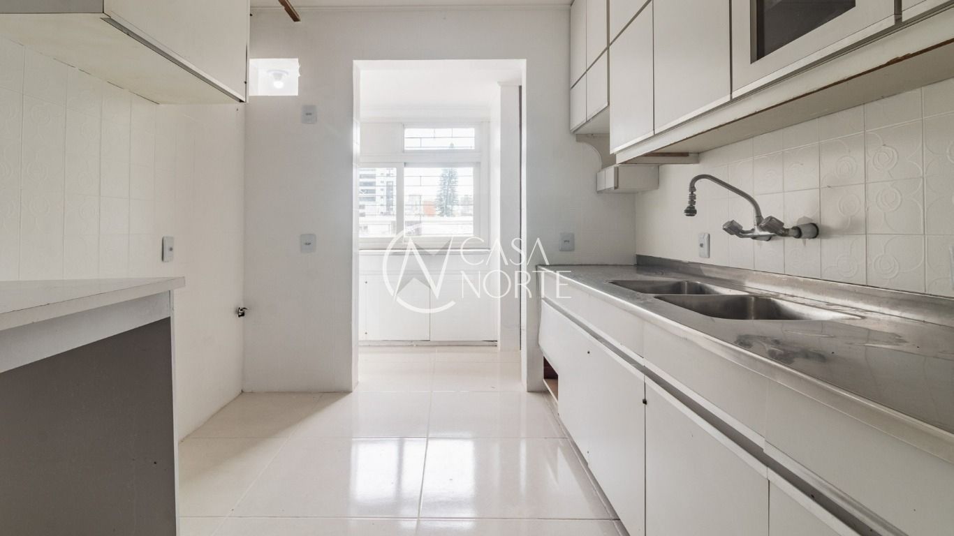 Apartamento à venda com 3 quartos, 152m², 1 suíte, 2 vagas, Avenida Carlos Gomes no bairro Boa Vista em Porto Alegre