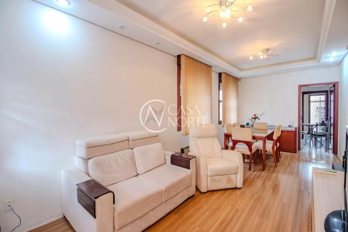 Casa à venda com 2 quartos, 173m², 2 suítes, 3 vagas, Avenida Benno Mentz no bairro Vila Ipiranga em Porto Alegre