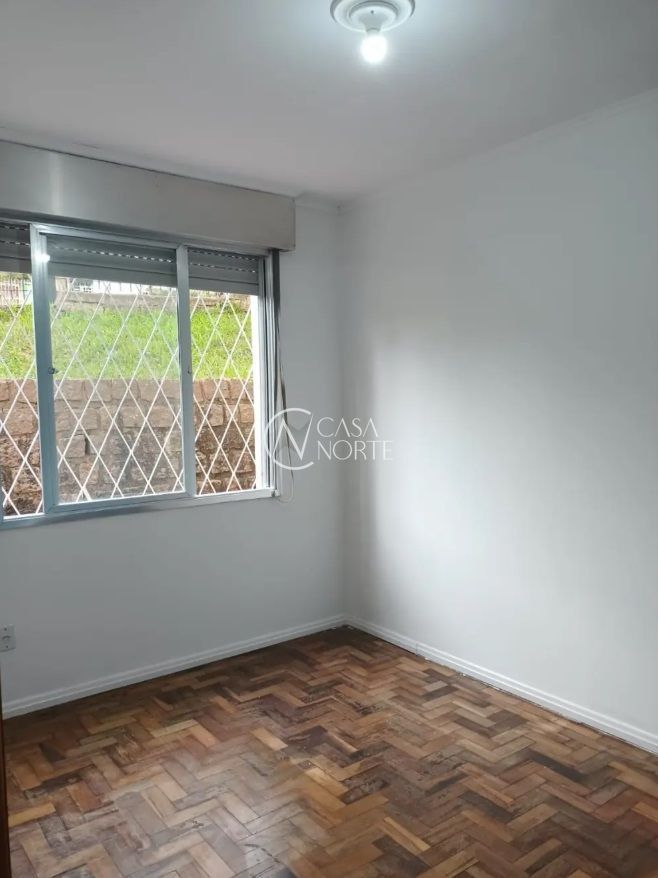 Apartamento à venda com 3 quartos, 66m², 1 vaga, Rua Carlos Ferreira no bairro Teresópolis em Porto Alegre