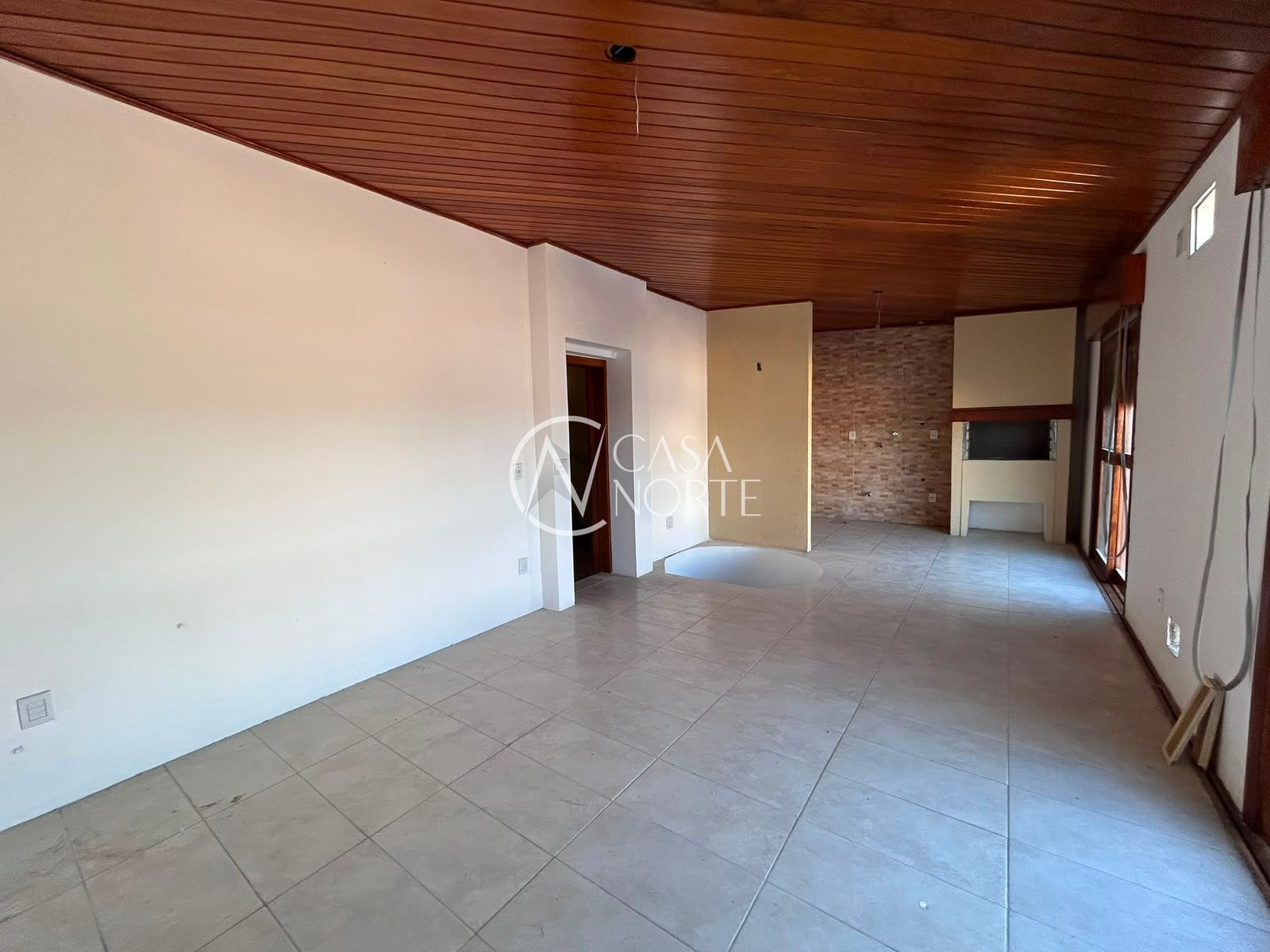 Cobertura à venda com 1 quarto, 115m², 1 vaga, Rua Oscar Schneider no bairro Medianeira em Porto Alegre