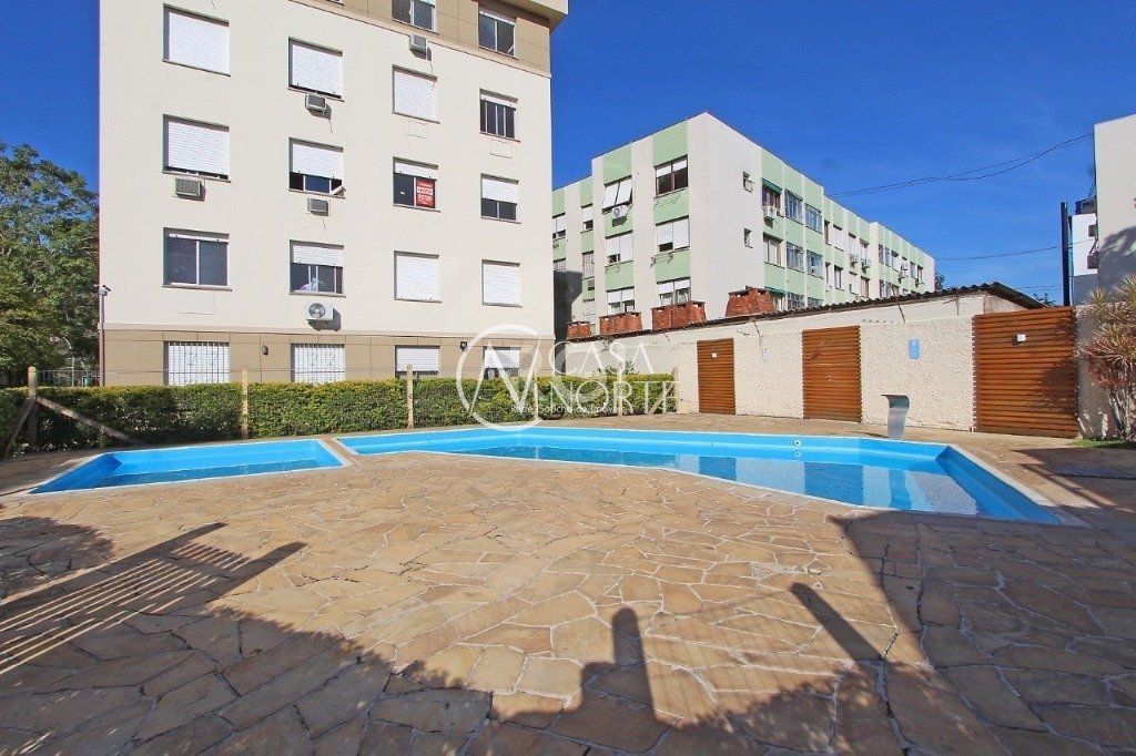 Apartamento à venda com 2 quartos, 56m², 1 vaga, Rua Coronel Aparício Borges no bairro Teresópolis em Porto Alegre