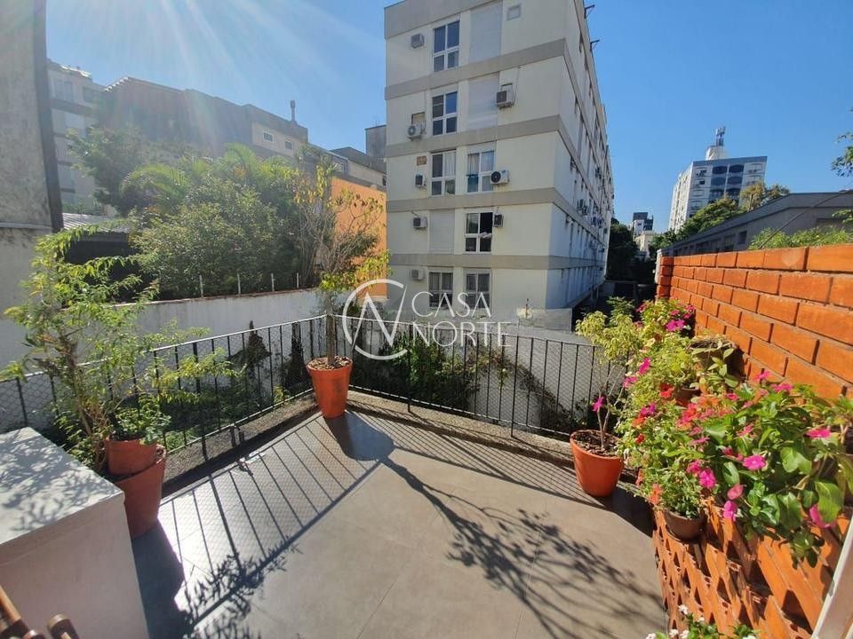 Apartamento à venda com 1 quarto, 39m², 1 vaga, Rua Vicente da Fontoura no bairro Bela Vista em Porto Alegre