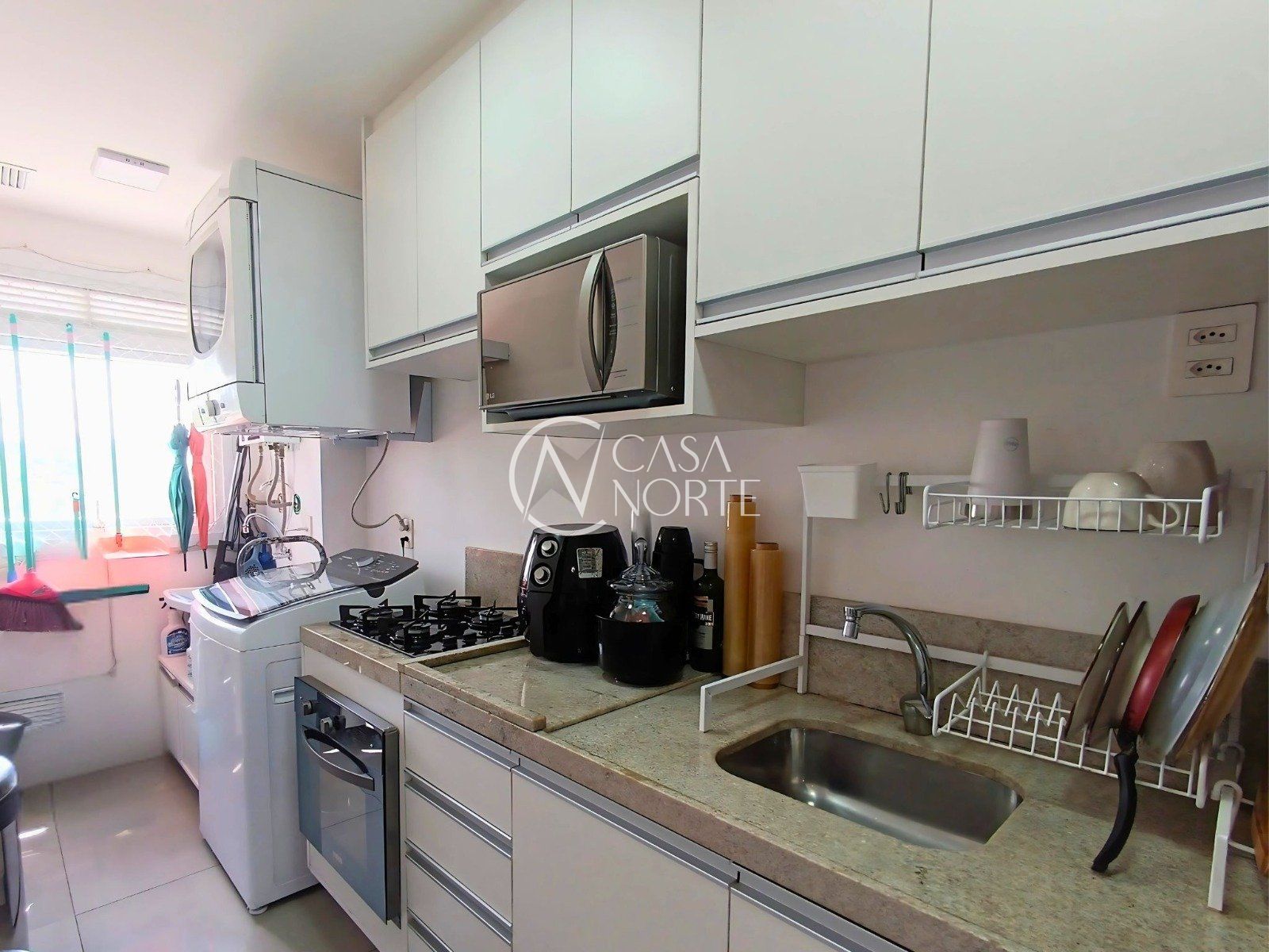 Apartamento à venda com 3 quartos, 55m², 1 suíte, 1 vaga, Rua Antônio Sereno Moretto no bairro Teresópolis em Porto Alegre