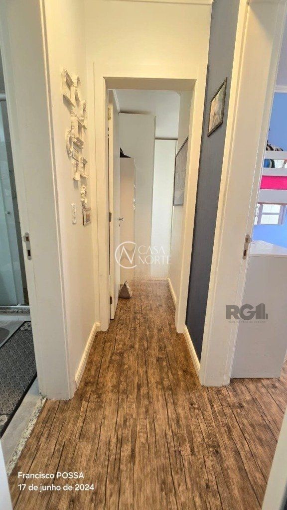 Apartamento à venda com 2 quartos, 58m², 1 vaga, Rua Abram Goldsztein no bairro Jardim Carvalho em Porto Alegre