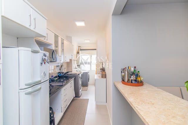 Apartamento à venda com 2 quartos, 60m², 1 vaga, Avenida Ceres no bairro Partenon em Porto Alegre