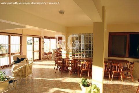 Casa à venda com 3 quartos, 485m², 1 suíte, 4 vagas, Rua Cardeal no bairro Teresópolis em Porto Alegre