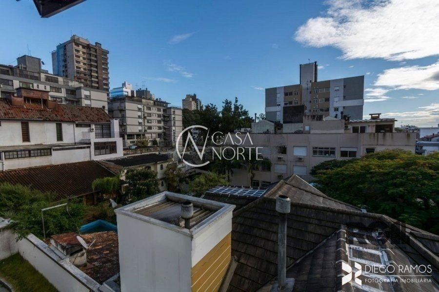 Sala Comercial à venda , 97m², 1 vaga, Rua Luzitana no bairro Higienópolis em Porto Alegre