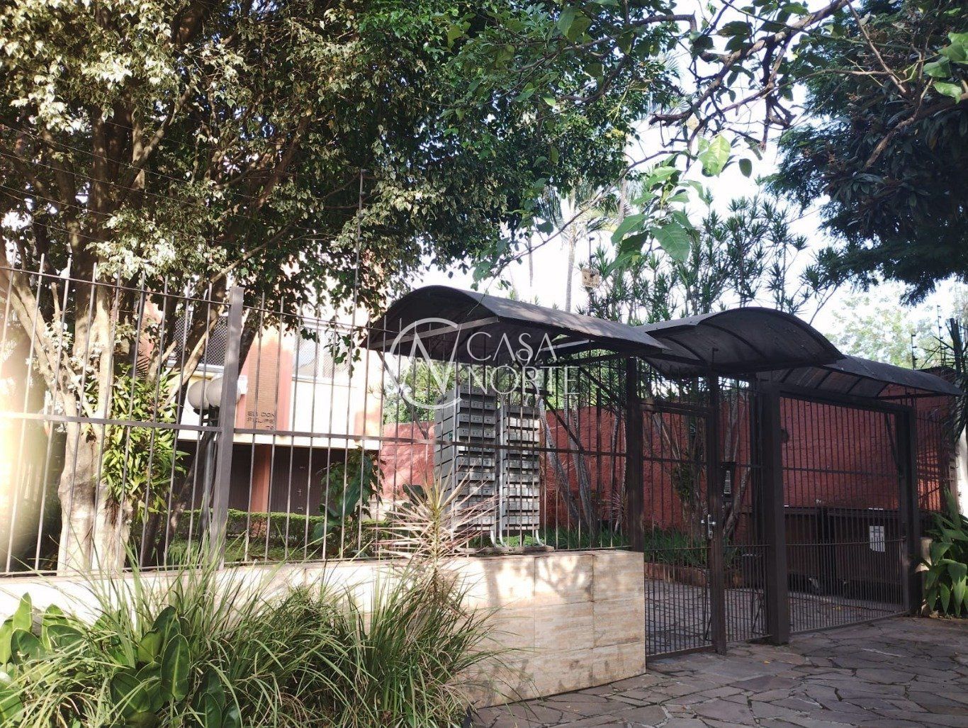 Apartamento Garden à venda com 1 quarto, 39m², Rua Chile no bairro Jardim Botânico em Porto Alegre