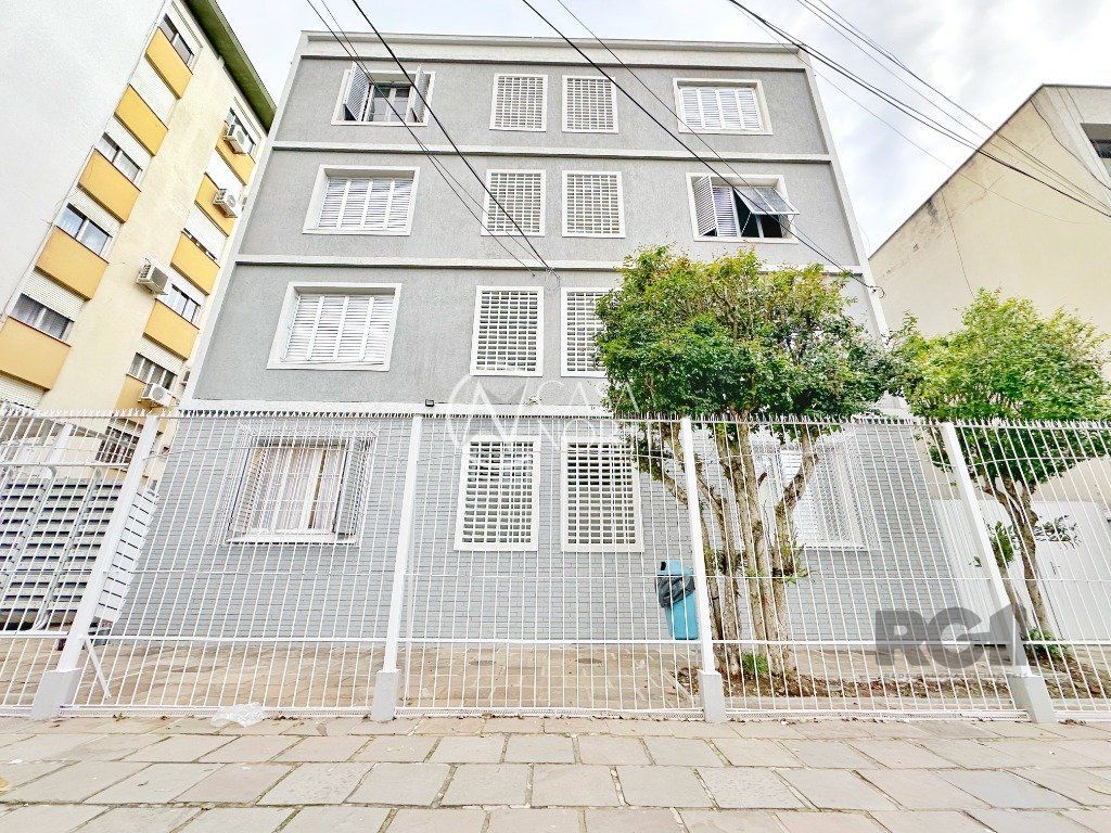 Kitnet à venda com 1 quarto, 21m², Avenida Getúlio Vargas no bairro Menino Deus em Porto Alegre