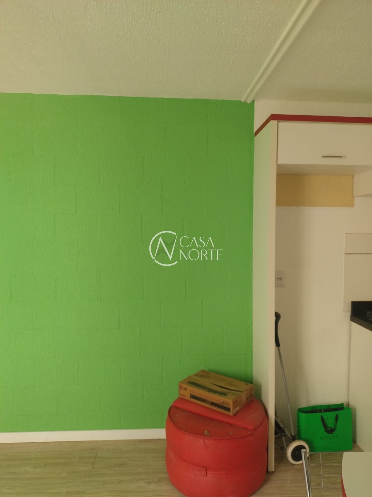 Apartamento à venda com 2 quartos, 38m², 1 vaga, Beco Pedro Rodrigues Bittencourt no bairro Vila Nova em Porto Alegre