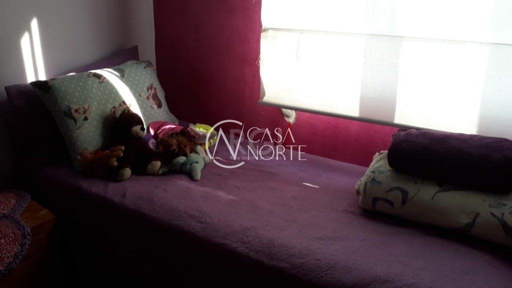 Apartamento à venda com 3 quartos, 75m², 1 vaga, Avenida Capivari no bairro Cristal em Porto Alegre