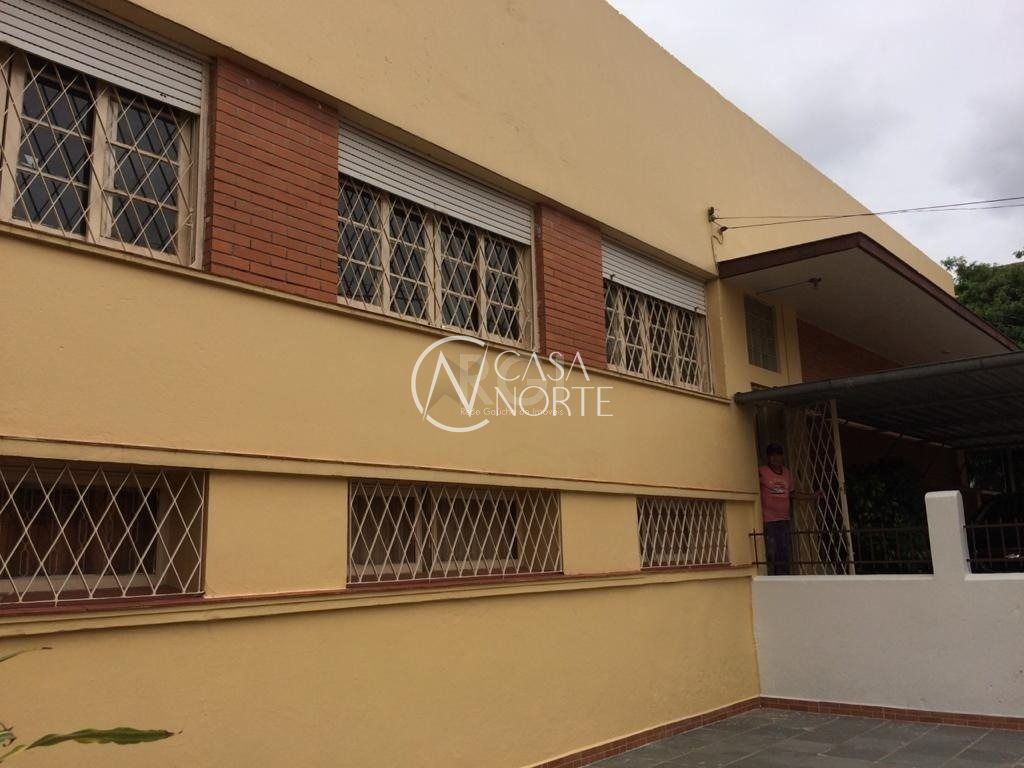 Prédio Comercial à venda , 233m², 5 vagas, Rua Cangussu no bairro Nonoai em Porto Alegre