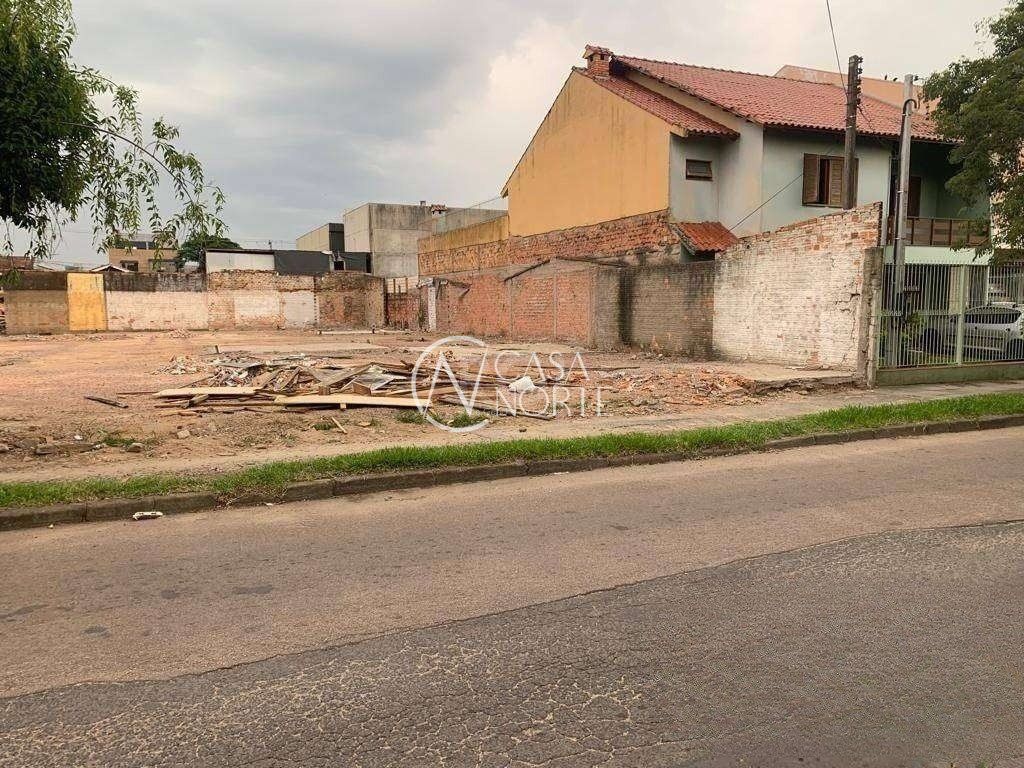 Terreno à venda  com 1m², Rua Camaqua no bairro Camaquã em Porto Alegre