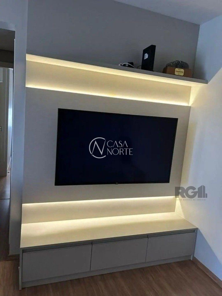 Apartamento à venda com 2 quartos, 67m², 1 suíte, 1 vaga, Rua São Mateus no bairro Bom Jesus em Porto Alegre